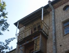 Проведение работ по укреплению балкона.
